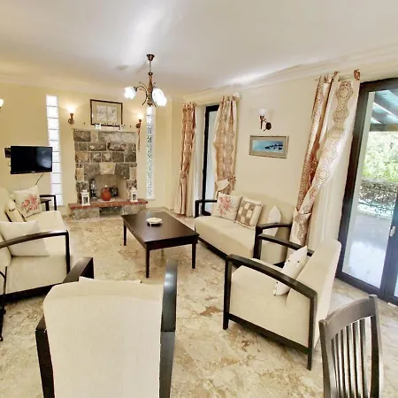 Taskonak 1 Villa * Φετιγιέ