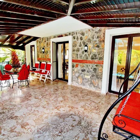 Taskonak 1 Villa Villa